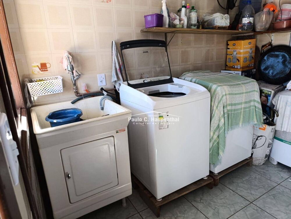 Casa à venda com 3 quartos, 140m² - Foto 4
