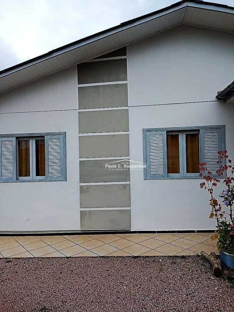 Casa, 4 quartos, 240 m² - Foto 1