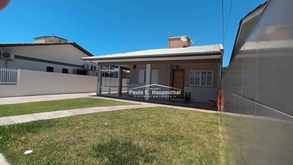Casa, 3 quartos, 198 m² - Foto 2