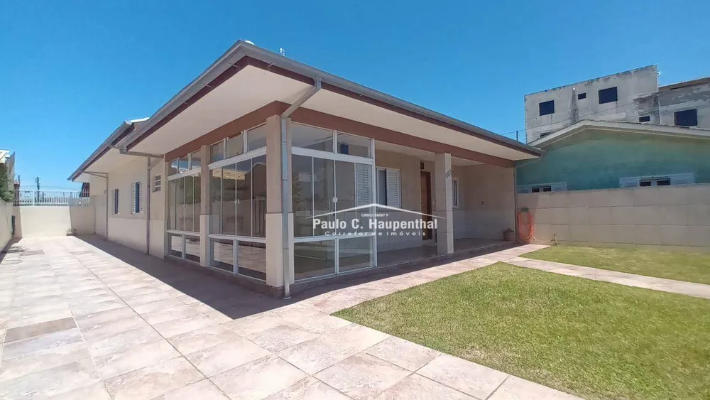 Casa, 3 quartos, 198 m² - Foto 1