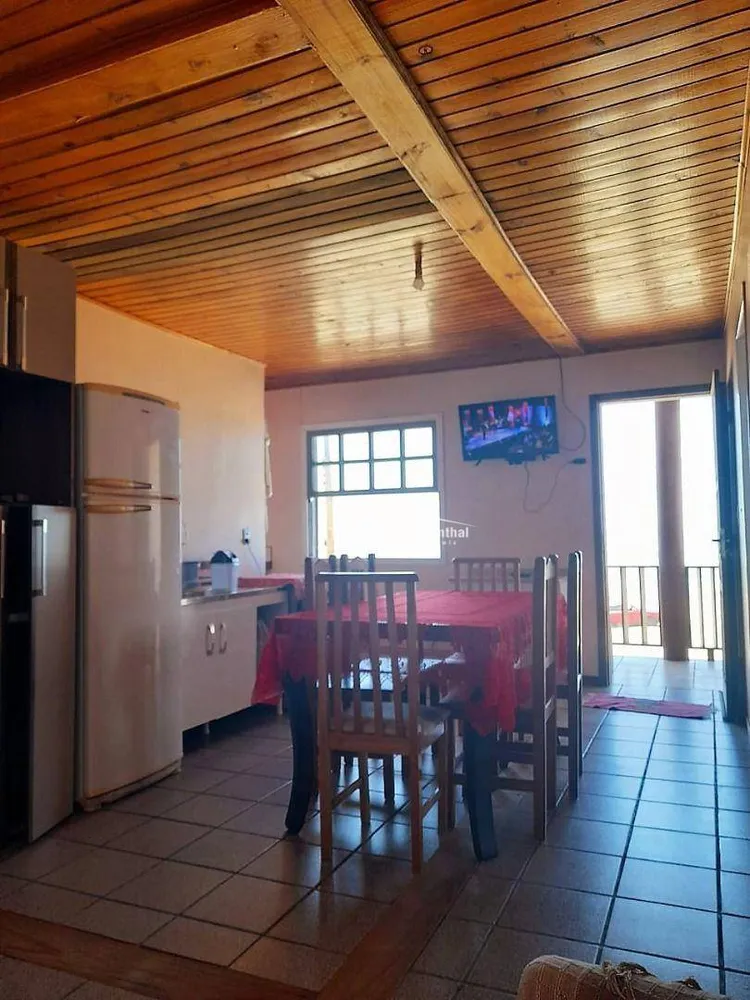 Casa, 8 quartos, 271 m² - Foto 4