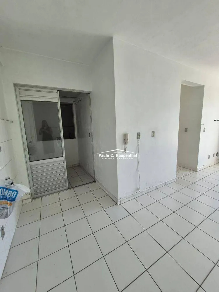 Apartamento, 2 quartos, 60 m² - Foto 2