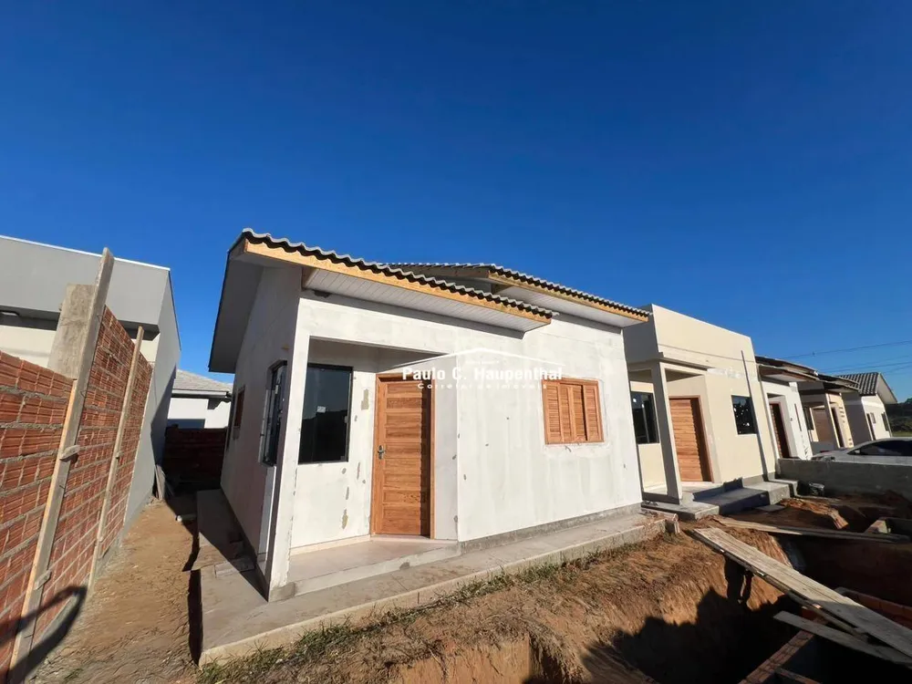 Casa, 2 quartos, 48 m² - Foto 1