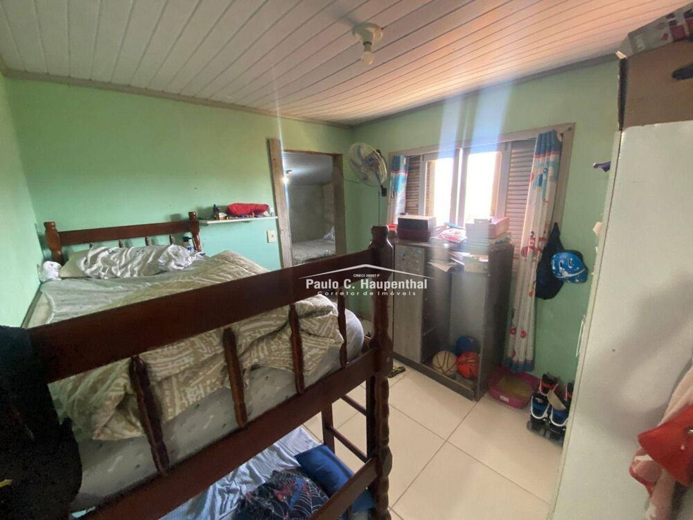 Casa à venda com 3 quartos, 90m² - Foto 4