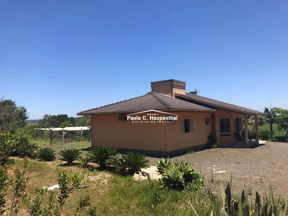 Casa, 3 quartos, 180 m² - Foto 1