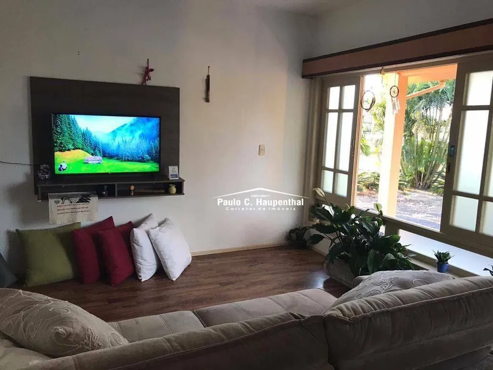 Casa, 3 quartos, 180 m² - Foto 1