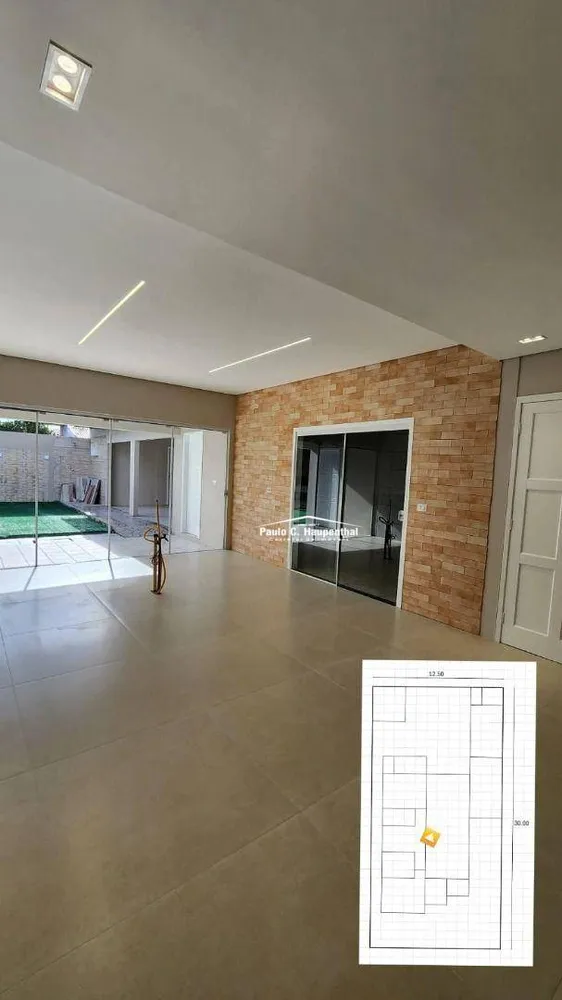 Casa, 3 quartos, 192 m² - Foto 2