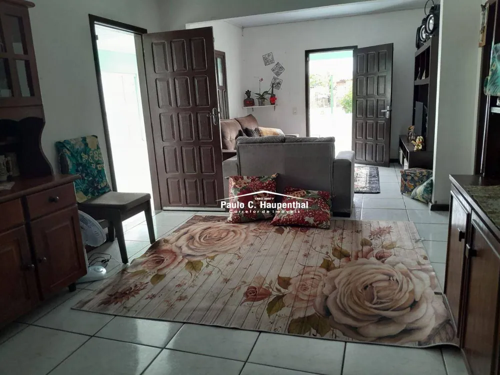 Casa, 4 quartos, 180 m² - Foto 2