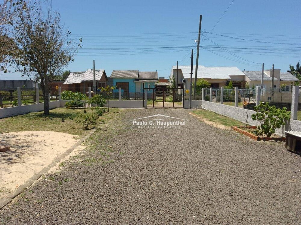 Casa à venda com 2 quartos, 120m² - Foto 1