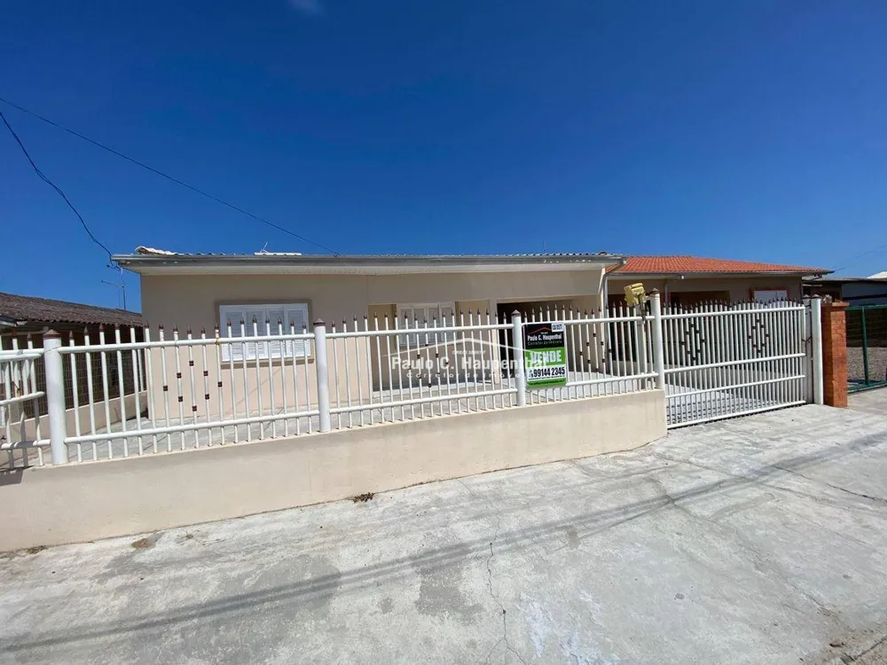 Casa, 4 quartos, 215 m² - Foto 1