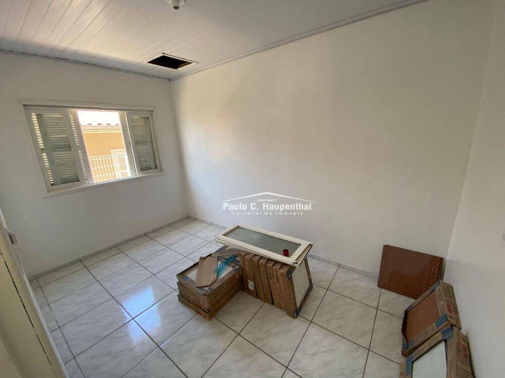 Casa, 4 quartos, 215 m² - Foto 3