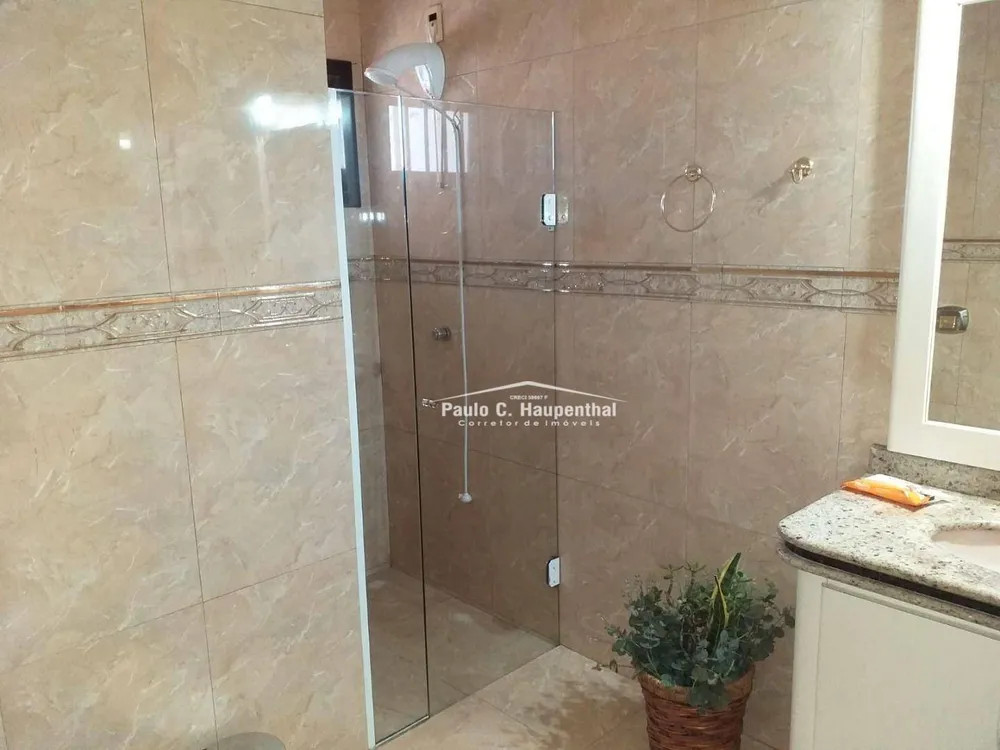 Casa, 3 quartos, 220 m² - Foto 8