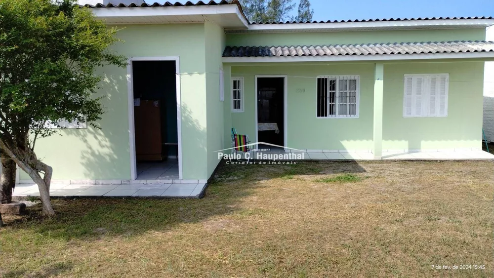 Casa à venda com 3 quartos, 100m² - Foto 1