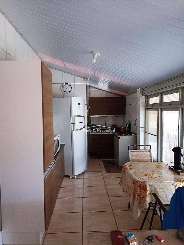 Casa à venda com 2 quartos, 120m² - Foto 3