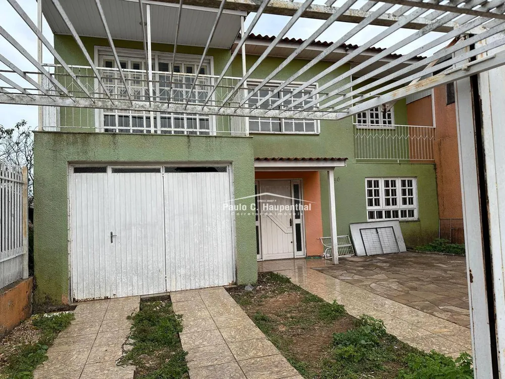 Casa, 3 quartos, 194 m² - Foto 2