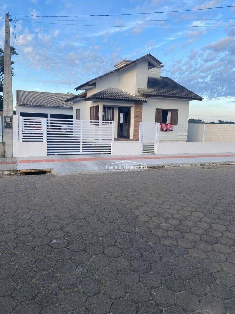 Casa à venda com 2 quartos, 130m² - Foto 4