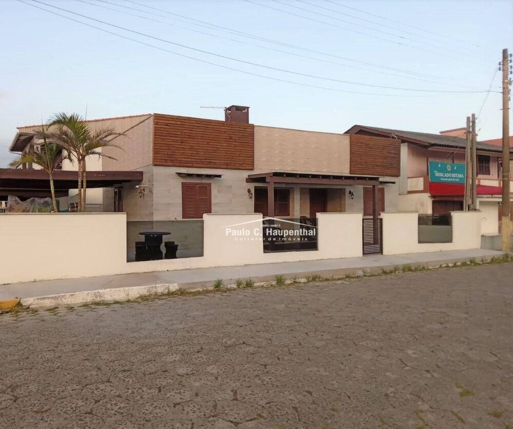 Casa à venda com 3 quartos, 170m² - Foto 1