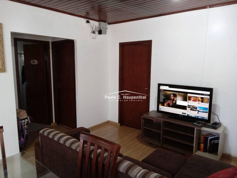 Casa à venda com 3 quartos, 112m² - Foto 1