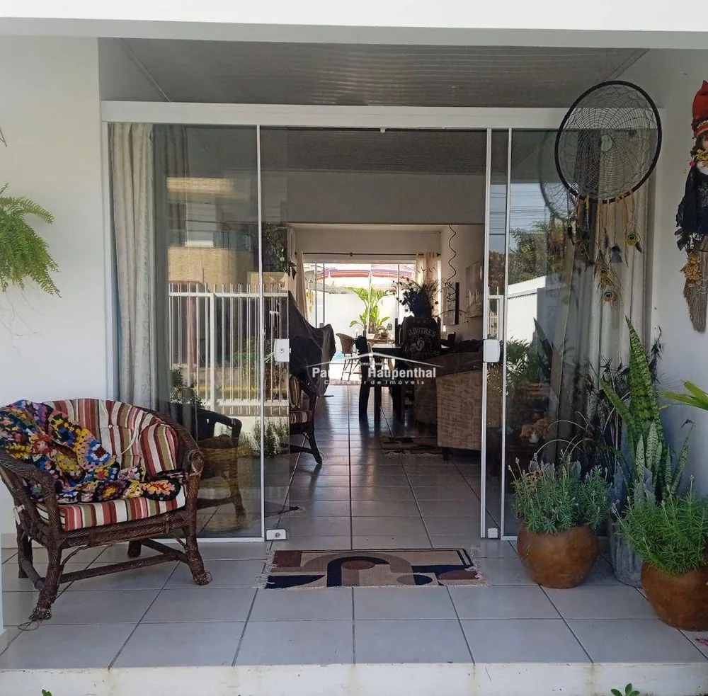 Casa, 3 quartos, 132 m² - Foto 2