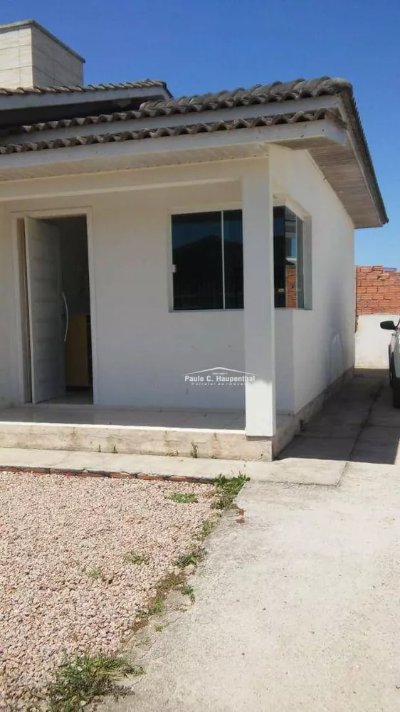 Casa à venda com 2 quartos, 58m² - Foto 2