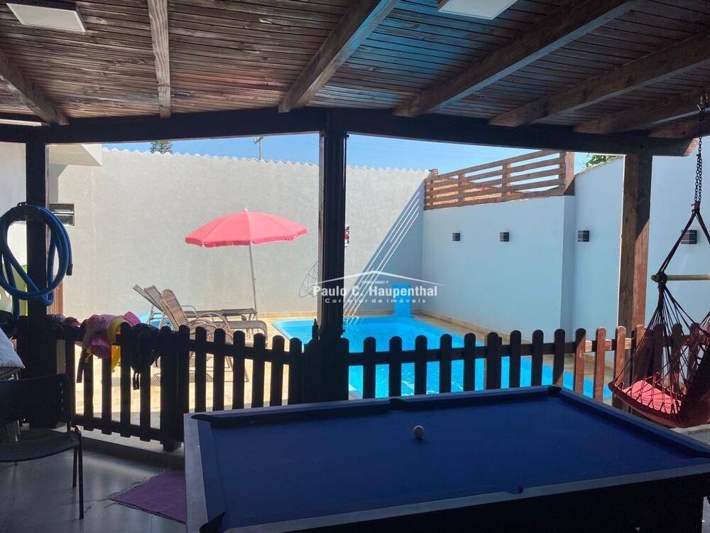 Casa, 3 quartos, 180 m² - Foto 2