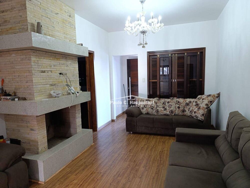 Casa, 4 quartos, 190 m² - Foto 2