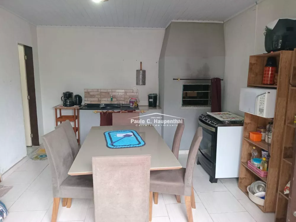 Casa à venda com 3 quartos, 96m² - Foto 4