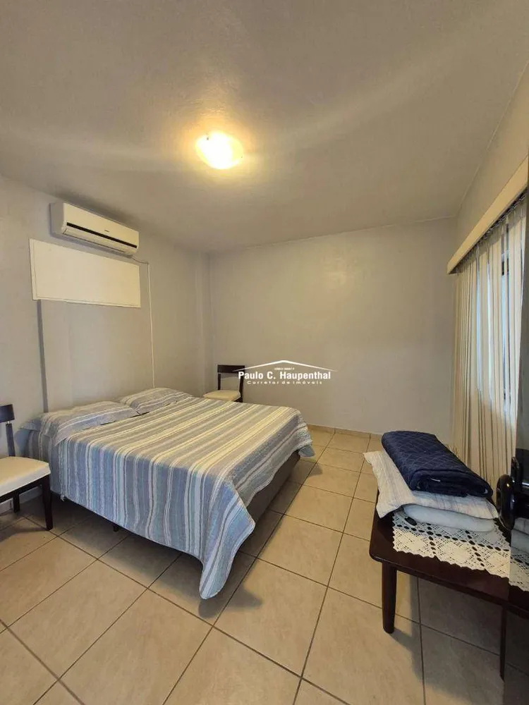 Casa, 4 quartos, 200 m² - Foto 3
