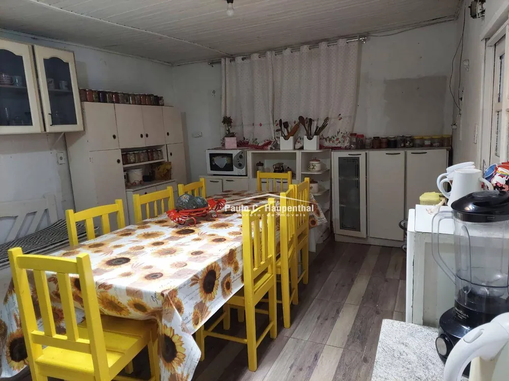 Casa, 3 quartos, 240 m² - Foto 1