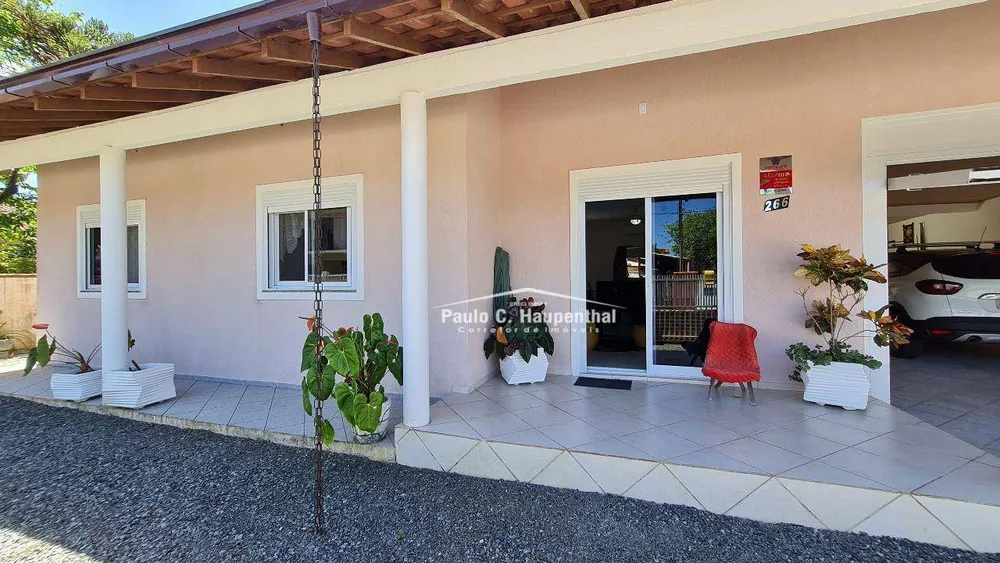 Casa, 5 quartos, 275 m² - Foto 1