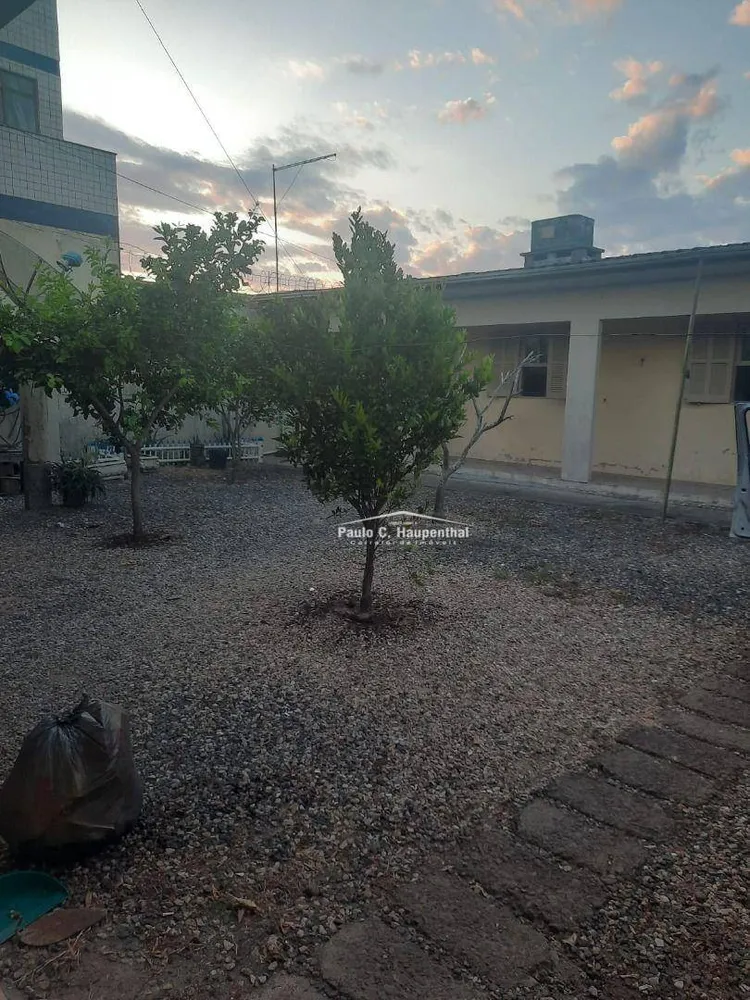 Casa, 5 quartos, 220 m² - Foto 13