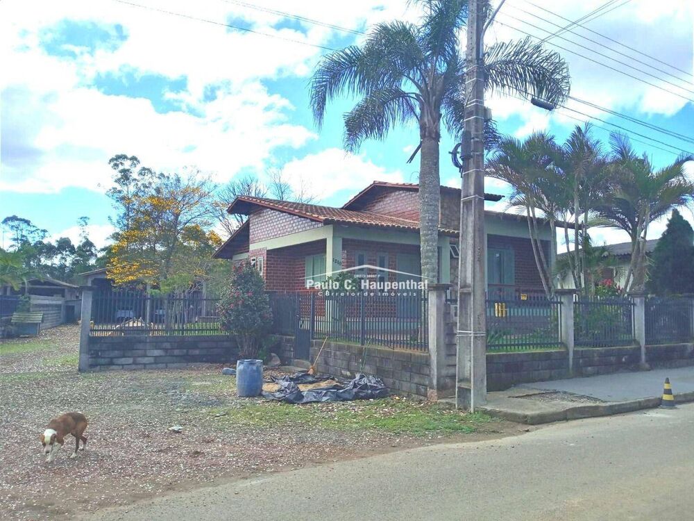 Casa à venda com 4 quartos, 110m² - Foto 1