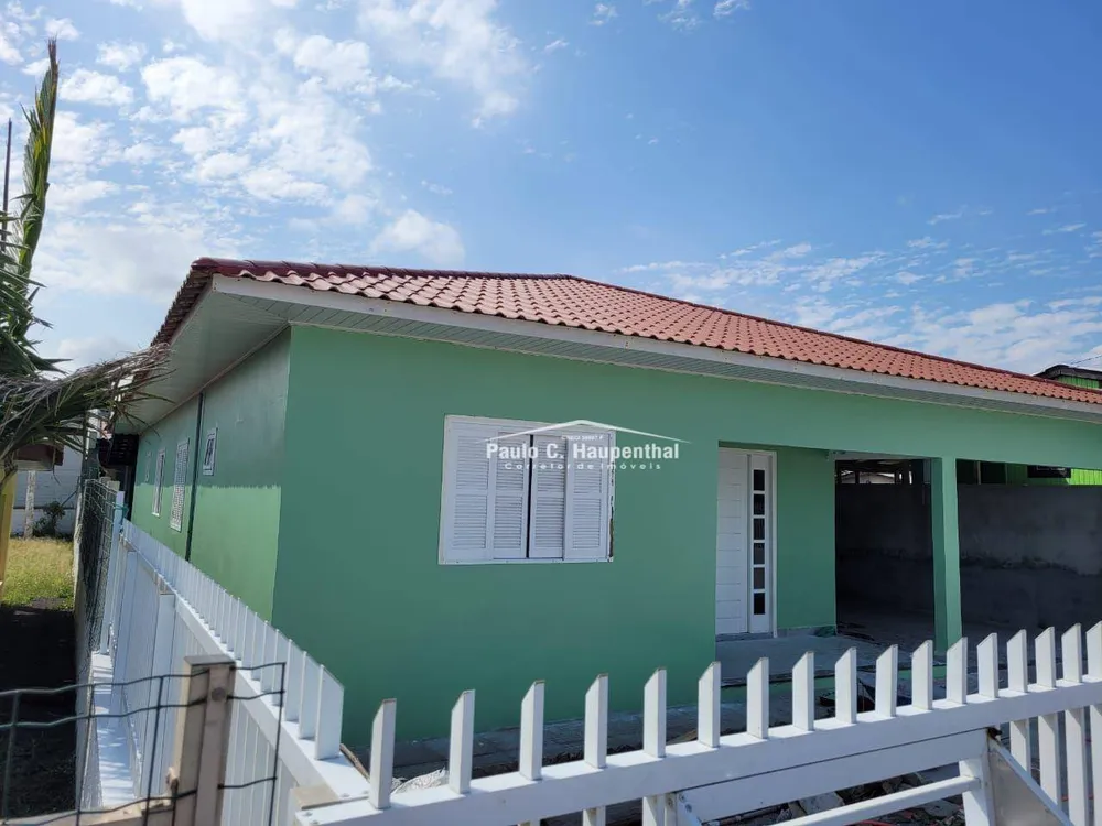 Casa, 3 quartos, 210 m² - Foto 1