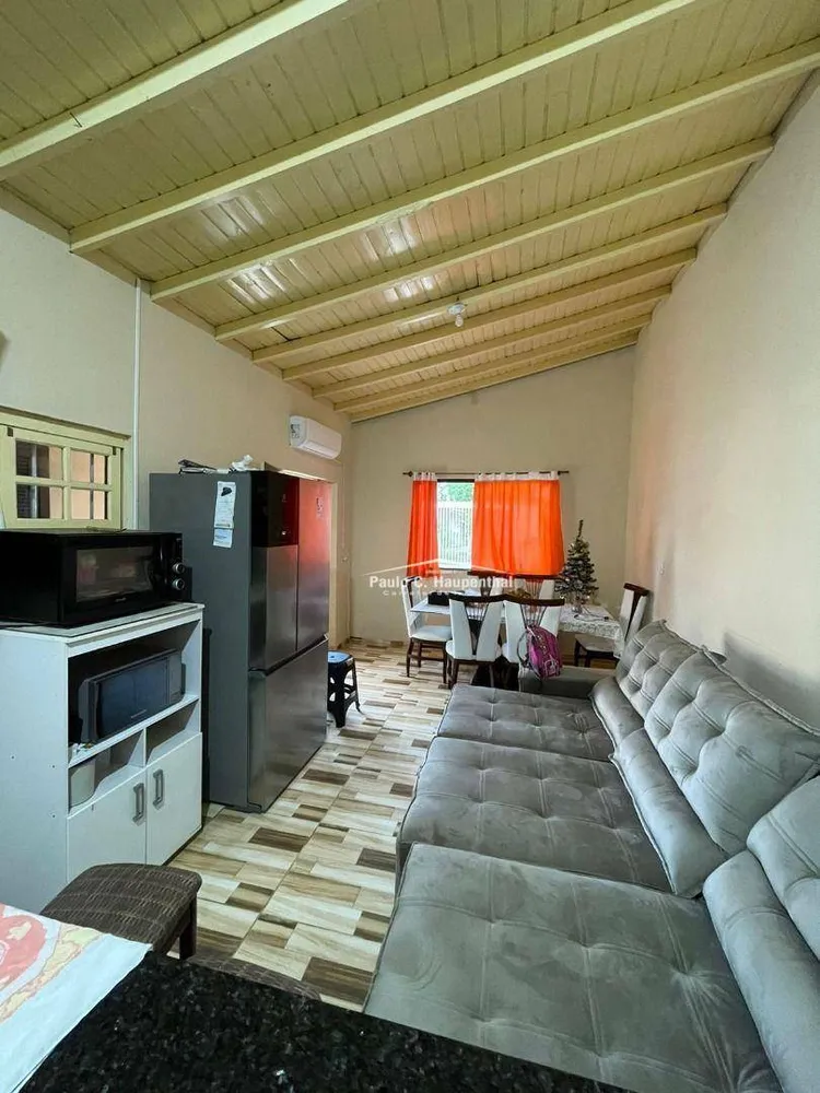 Casa, 4 quartos, 162 m² - Foto 2