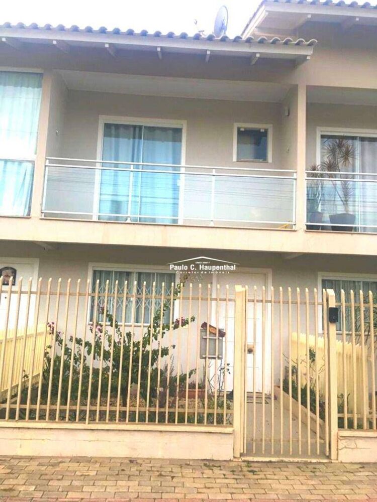 Casa à venda com 2 quartos, 97m² - Foto 1