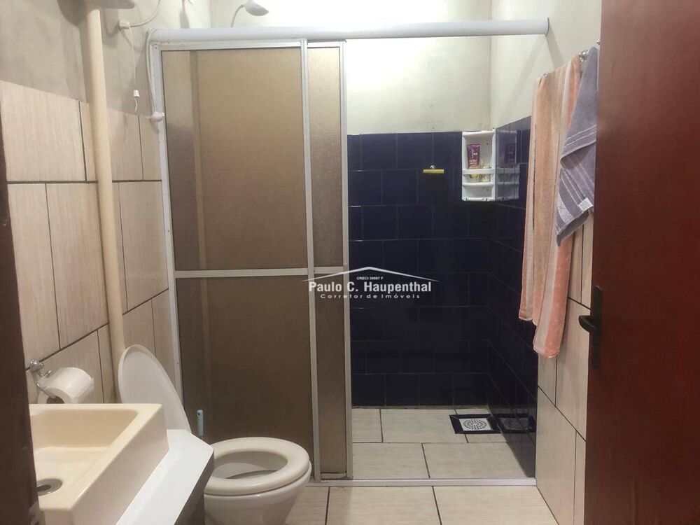 Casa, 4 quartos, 180 m² - Foto 2