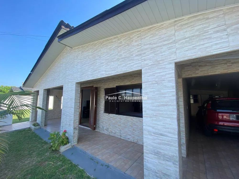 Casa, 3 quartos, 198 m² - Foto 1