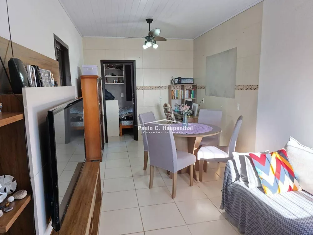 Casa à venda com 2 quartos, 80m² - Foto 2