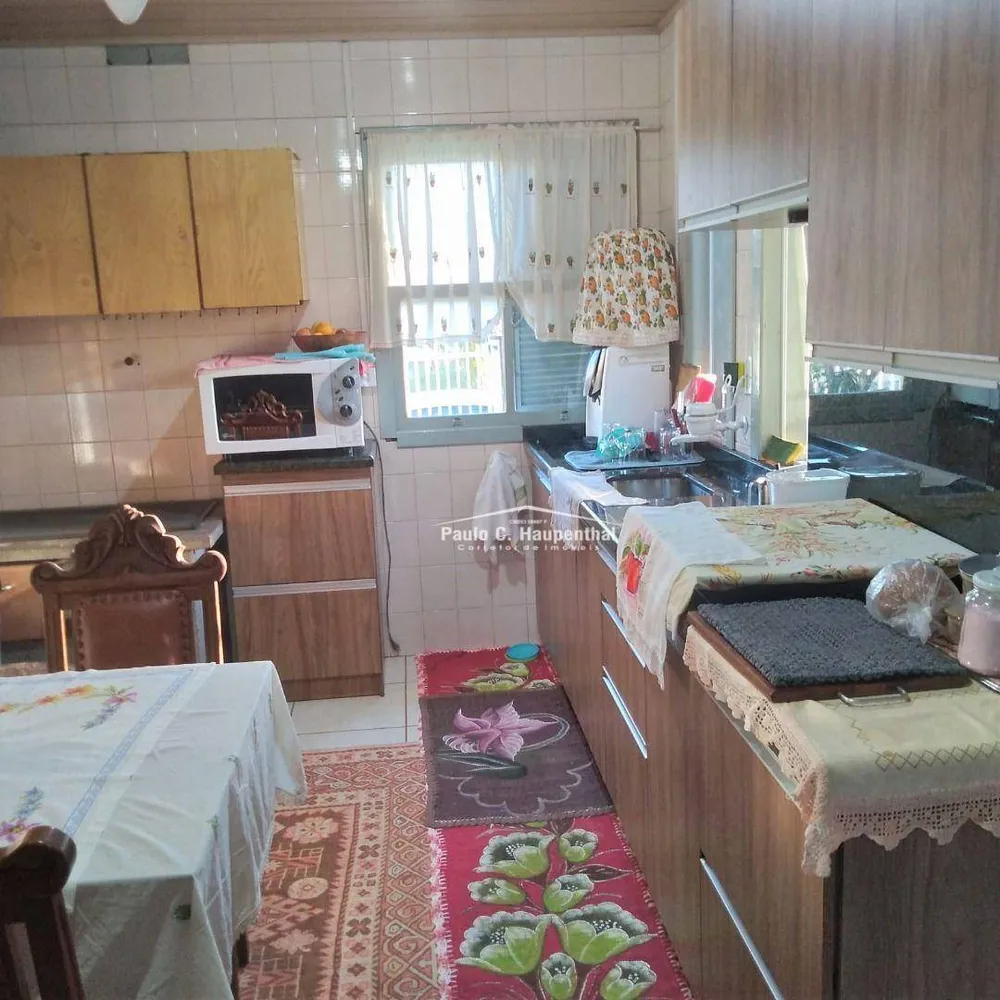 Casa, 3 quartos, 200 m² - Foto 4