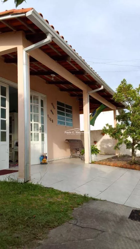 Casa à venda com 3 quartos, 84m² - Foto 1