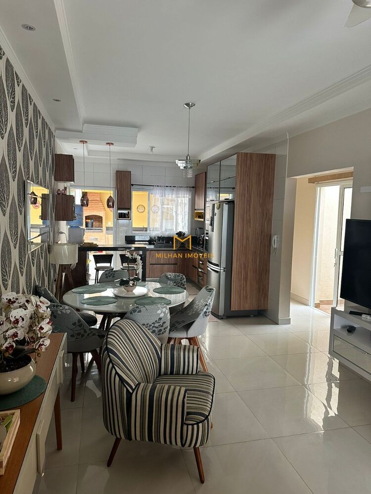 Casa, 2 quartos, 150 m² - Foto 2