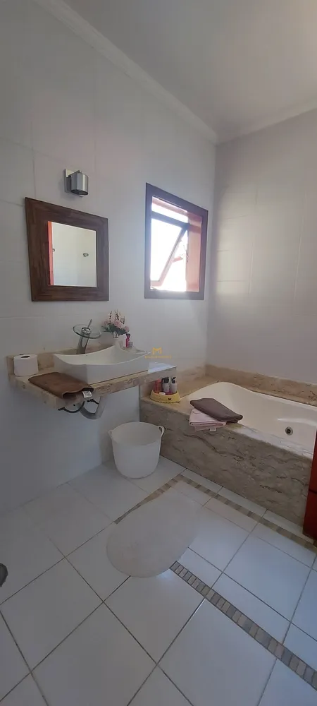 Casa, 3 quartos, 204 m² - Foto 10