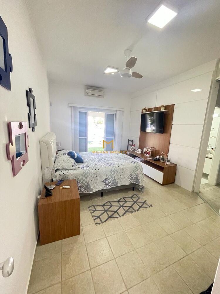 Chácara à venda com 5 quartos, 1000m² - Foto 2
