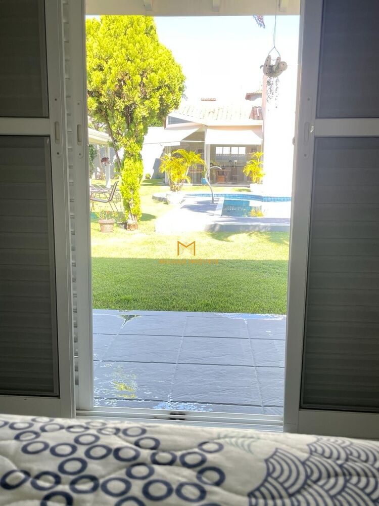 Chácara à venda com 5 quartos, 1000m² - Foto 3