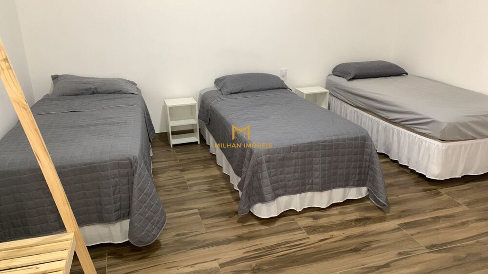 Chácara à venda com 6 quartos, 1000m² - Foto 6