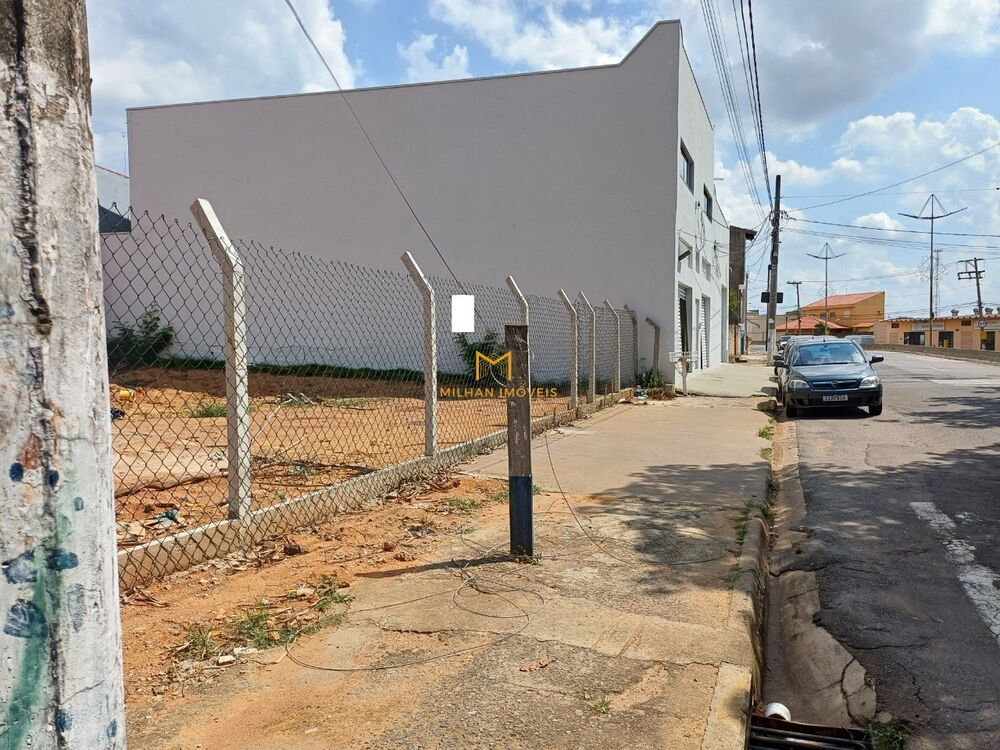 Loteamento e Condomínio, 800 m² - Foto 2