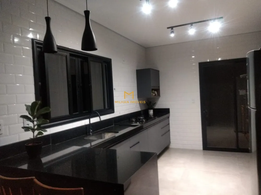 Casa, 3 quartos, 211 m² - Foto 6