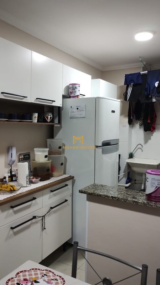 Apartamento à venda com 2 quartos, 46m² - Foto 3