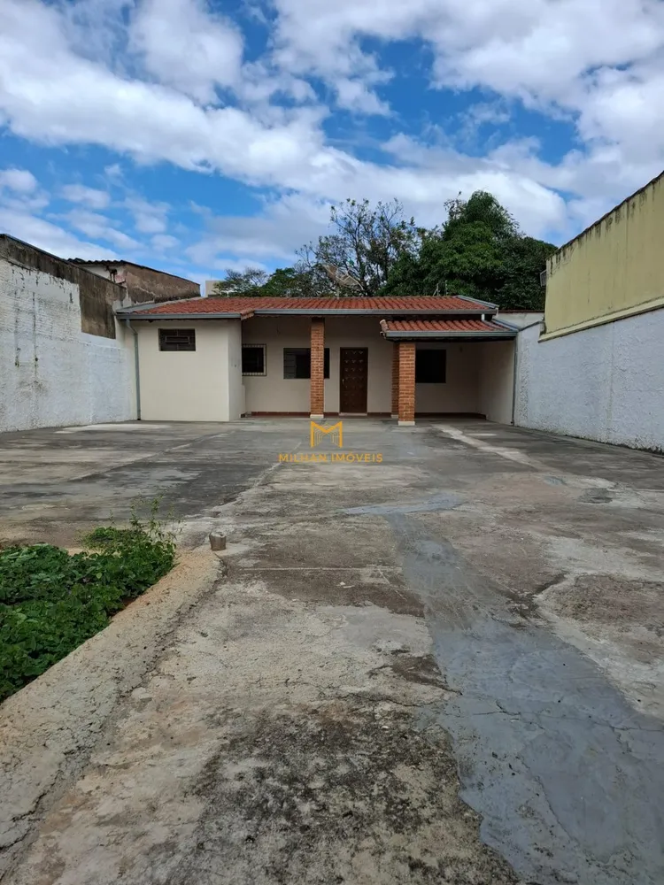 Casa, 1 quarto, 184 m² - Foto 2