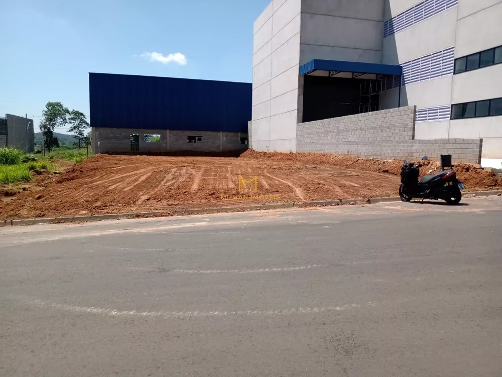 Loteamento e Condomínio à venda, 634m² - Foto 1